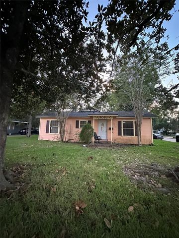 419 Maryland Street, Liberty, TX 77575