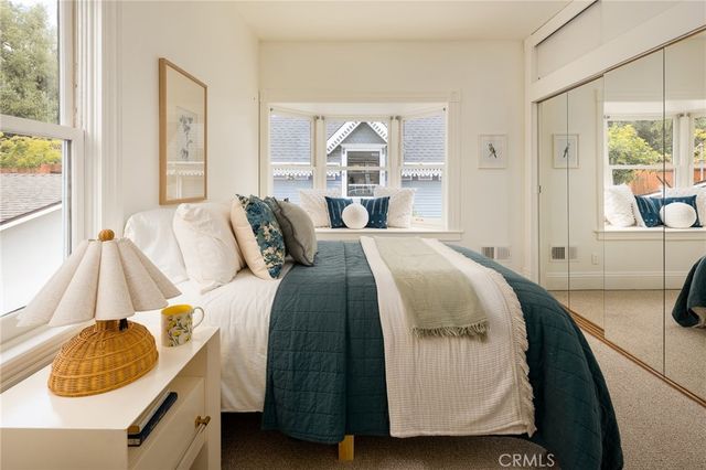 932 N Avenue 65, Los Angeles, CA 90042