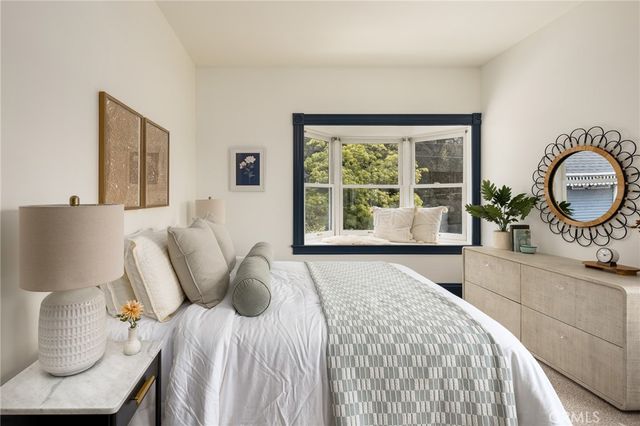 932 N Avenue 65, Los Angeles, CA 90042