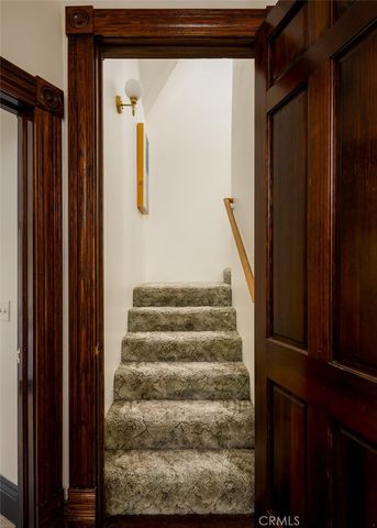 932 N Avenue 65, Los Angeles, CA 90042