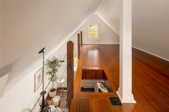 932 N Avenue 65, Los Angeles, CA 90042