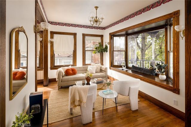 932 N Avenue 65, Los Angeles, CA 90042