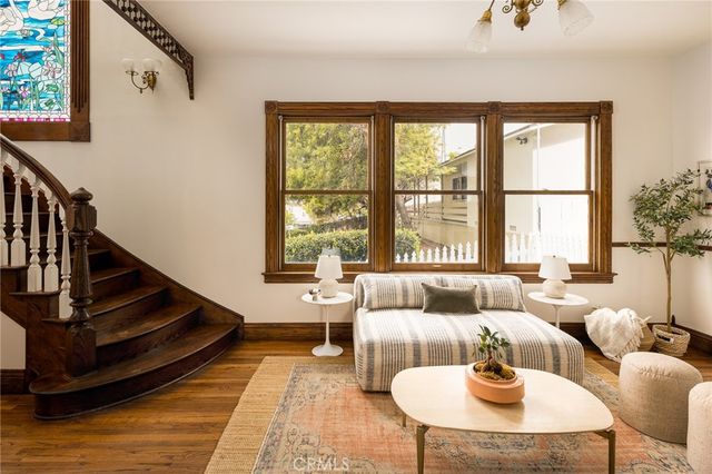 932 N Avenue 65, Los Angeles, CA 90042