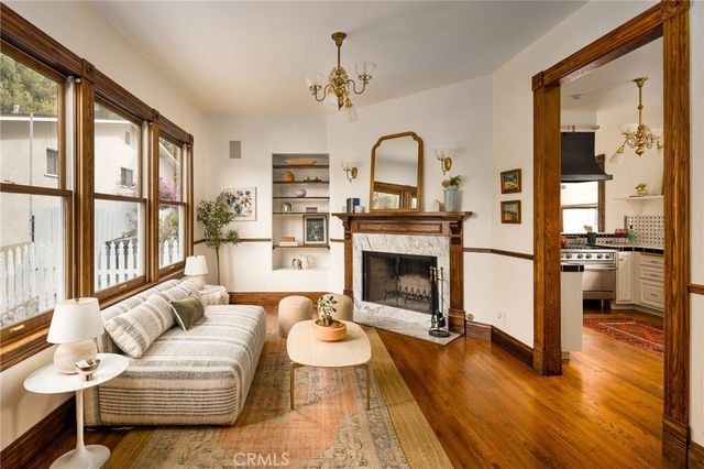 932 N Avenue 65, Los Angeles, CA 90042