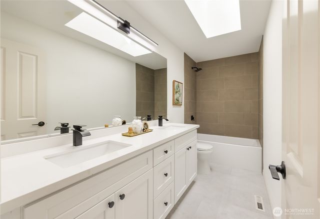 1421 225th Place SE, Sammamish, WA 98075