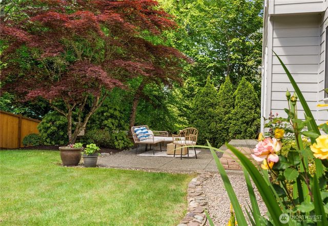 1421 225th Place SE, Sammamish, WA 98075