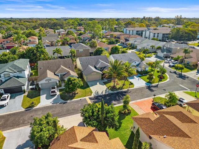 113 Cypress Lane, Royal Palm Beach, FL 33411