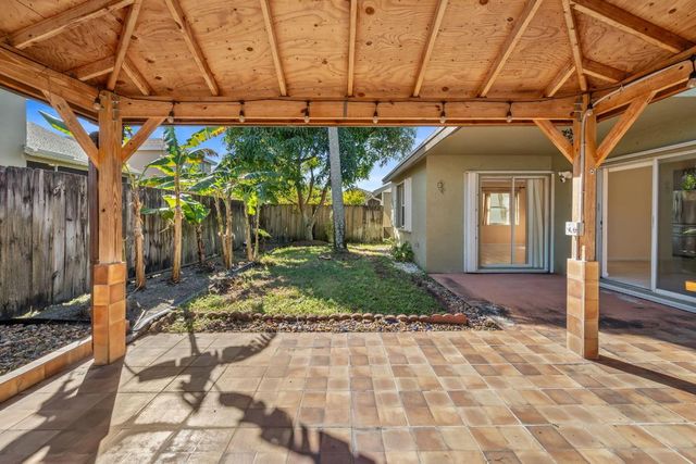 113 Cypress Lane, Royal Palm Beach, FL 33411