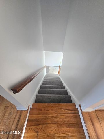 19 Commodore Street A, Colonie, NY 12205