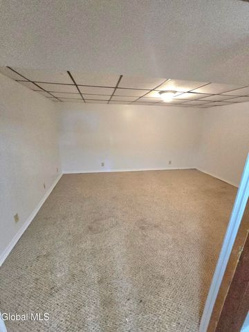 19 Commodore Street A, Colonie, NY 12205