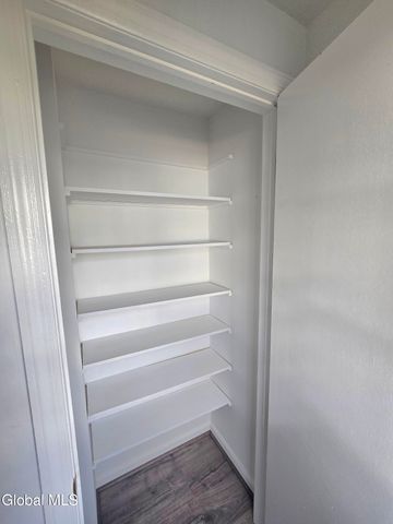 19 Commodore Street A, Colonie, NY 12205