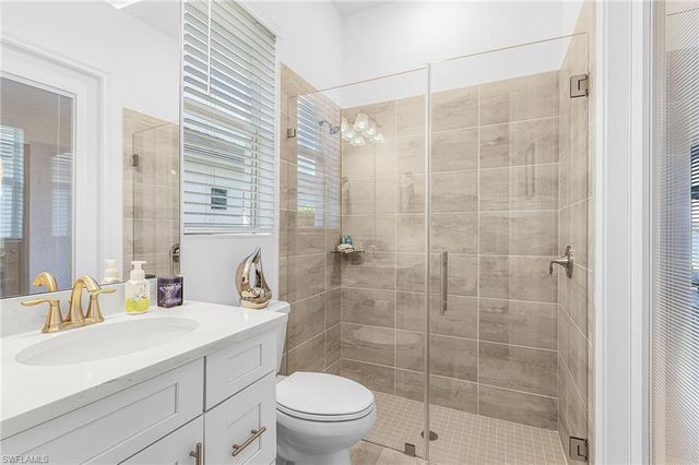 13832 Blue Bay CIR, Fort Myers, FL 33913
