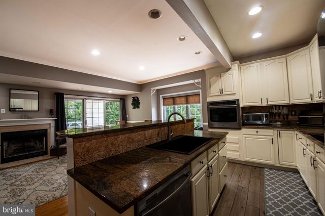 1054 BAYARD RD, Lothian, MD 20711