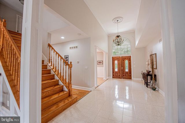 1054 BAYARD RD, Lothian, MD 20711