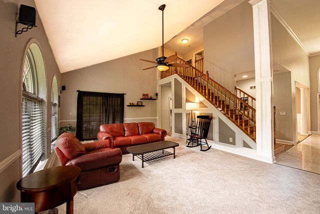 1054 BAYARD RD, Lothian, MD 20711