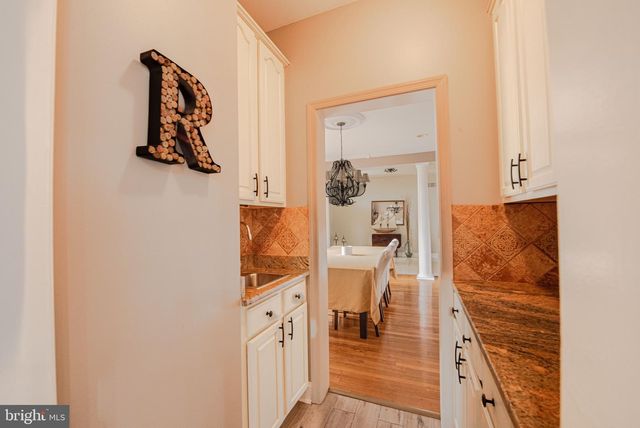 1054 BAYARD RD, Lothian, MD 20711