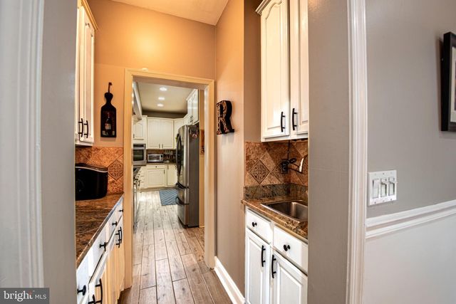 1054 BAYARD RD, Lothian, MD 20711