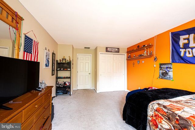 1054 BAYARD RD, Lothian, MD 20711