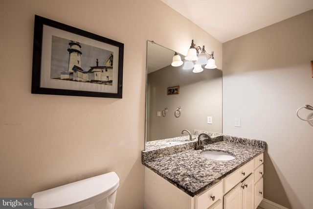 1054 BAYARD RD, Lothian, MD 20711