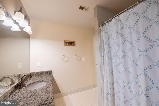 1054 BAYARD RD, Lothian, MD 20711