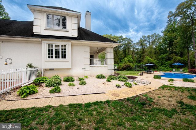 1054 BAYARD RD, Lothian, MD 20711