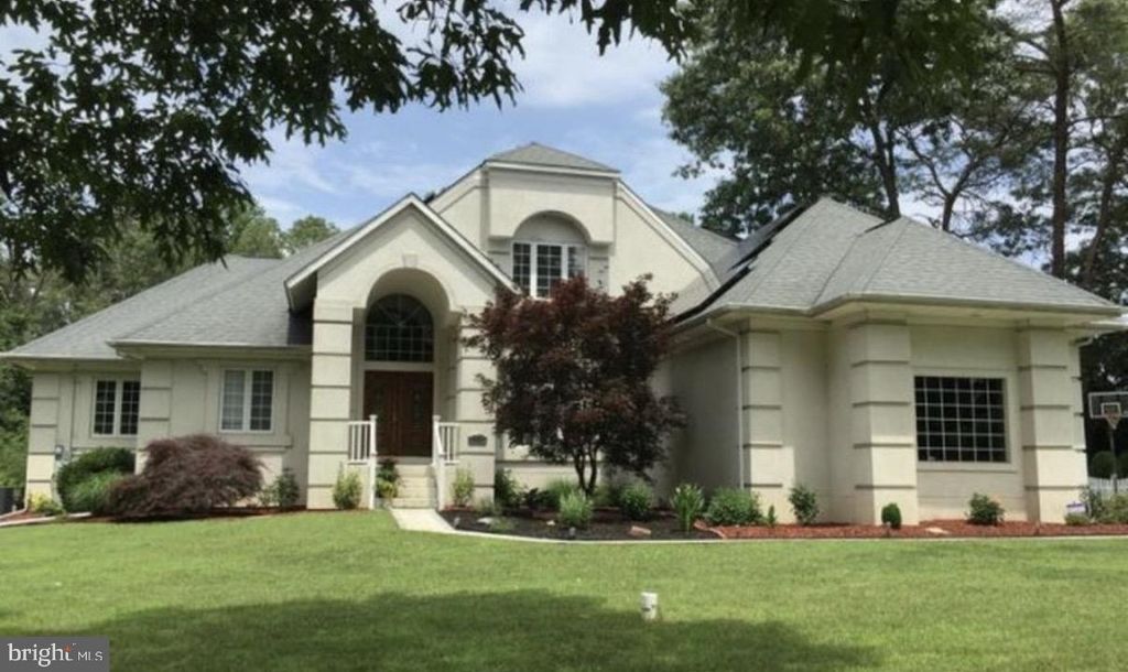 1054 BAYARD RD, Lothian, MD 20711