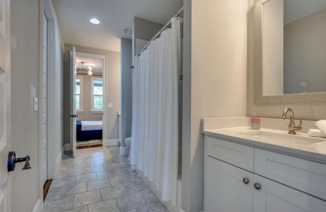 928 N 6th St, Nashville, TN 37207