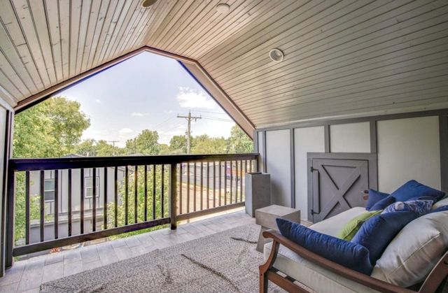 928 N 6th St, Nashville, TN 37207