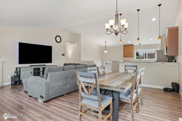 3316 Morgan Loop, Anchorage, AK 99516