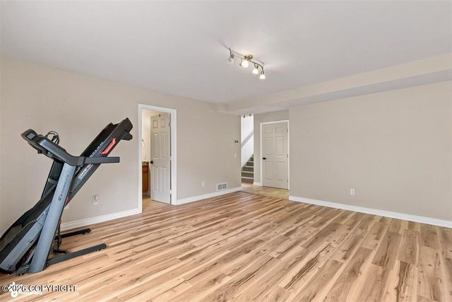 3316 Morgan Loop, Anchorage, AK 99516