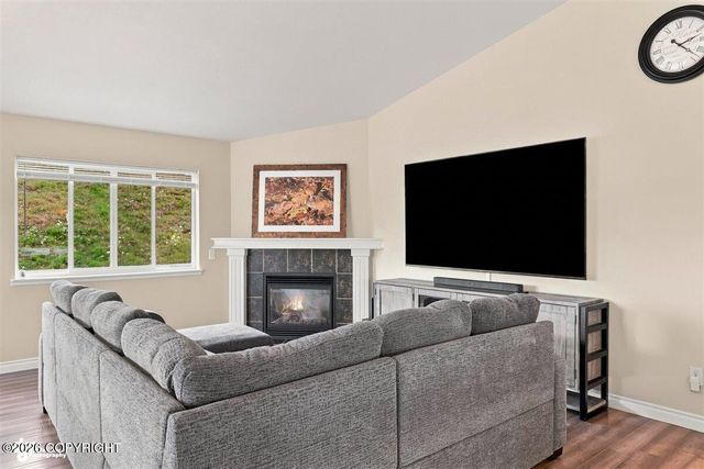 3316 Morgan Loop, Anchorage, AK 99516