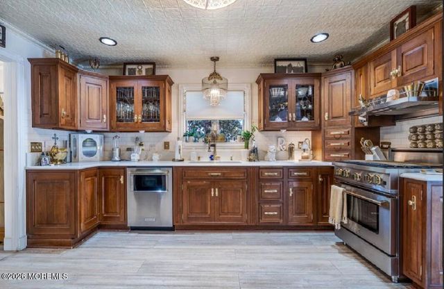 410 Thompson Avenue, Middletown, NJ 07748
