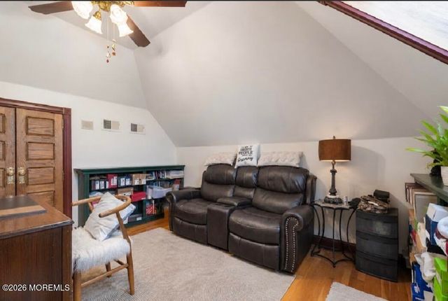 410 Thompson Avenue, Middletown, NJ 07748