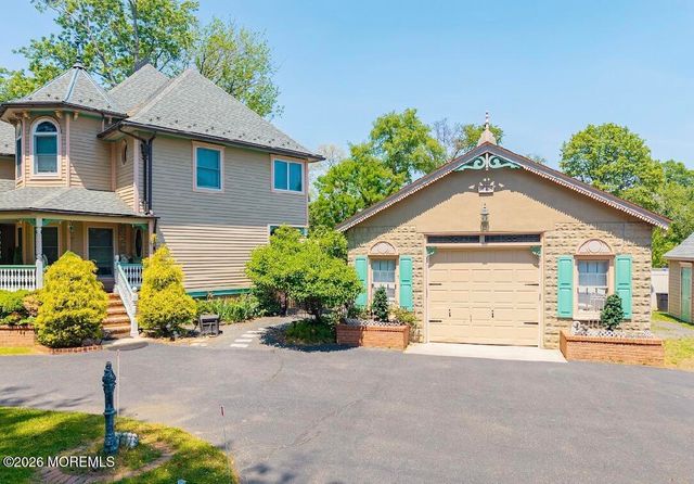 410 Thompson Avenue, Middletown, NJ 07748