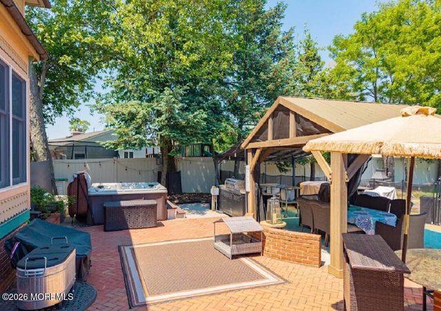 410 Thompson Avenue, Middletown, NJ 07748