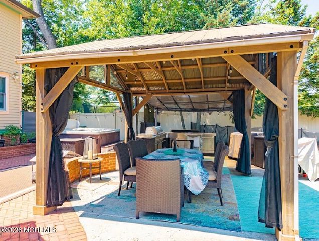 410 Thompson Avenue, Middletown, NJ 07748