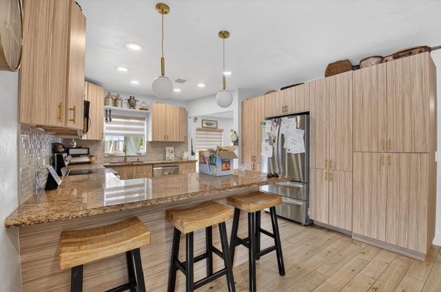 21724 Little Bear Way, Boca Raton, FL 33428