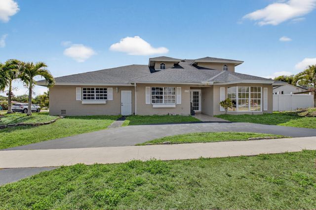 21724 Little Bear Way, Boca Raton, FL 33428