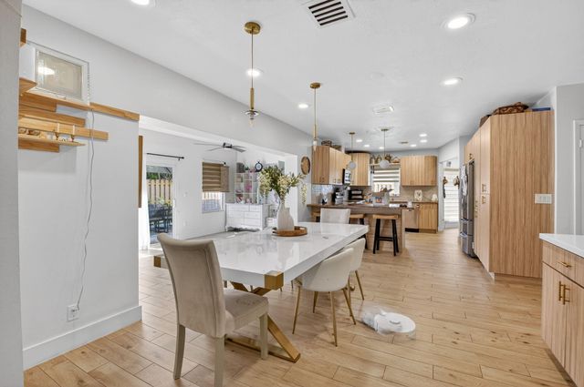 21724 Little Bear Way, Boca Raton, FL 33428