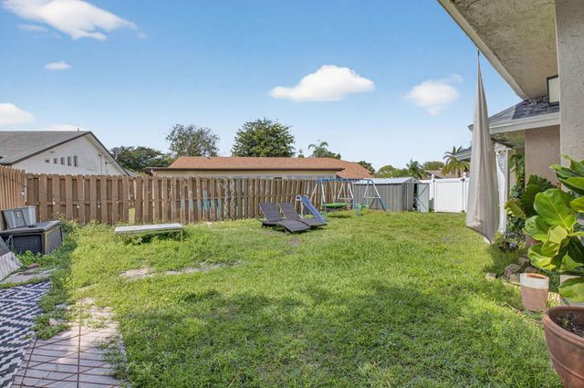 21724 Little Bear Way, Boca Raton, FL 33428