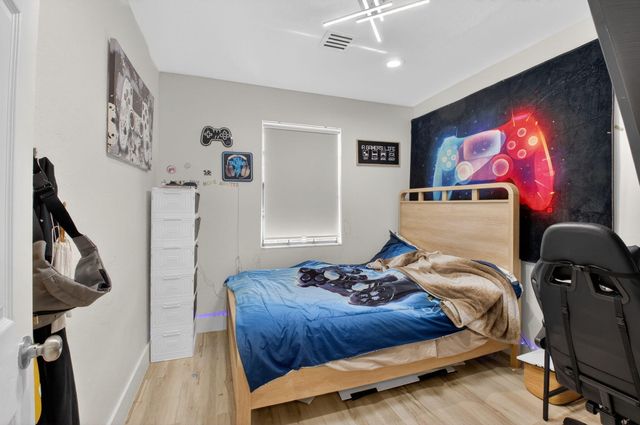 21724 Little Bear Way, Boca Raton, FL 33428