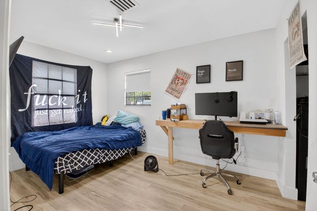 21724 Little Bear Way, Boca Raton, FL 33428