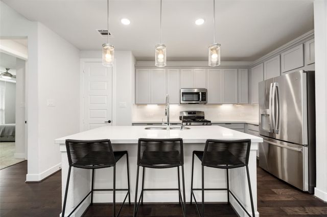 314 Cavil Barrier Lane, La Porte, TX 77571