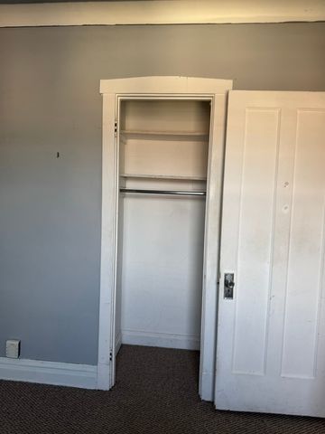 4741 N Kilbourn Avenue 2, Chicago, IL 60630