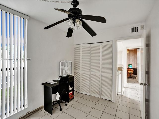 2910 SW 87th Ter 1701, Davie, FL 33328