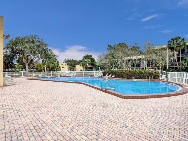 2910 SW 87th Ter 1701, Davie, FL 33328