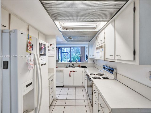 2910 SW 87th Ter 1701, Davie, FL 33328