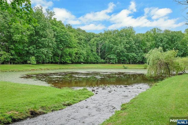 101 S Colonial Drive, Harrington Park, NJ 07640