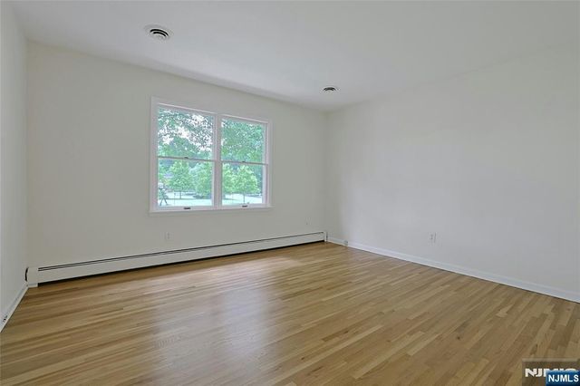 101 S Colonial Drive, Harrington Park, NJ 07640
