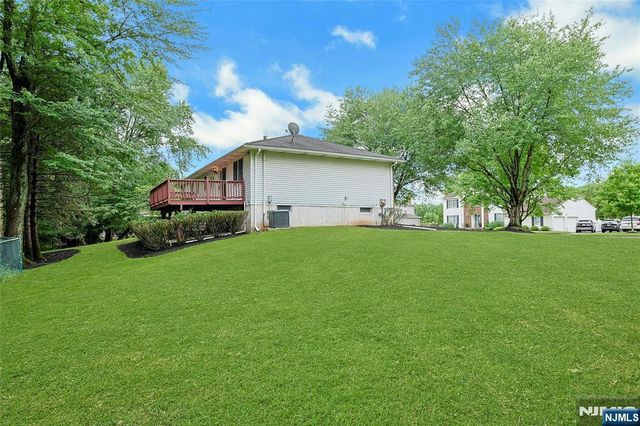 101 S Colonial Drive, Harrington Park, NJ 07640